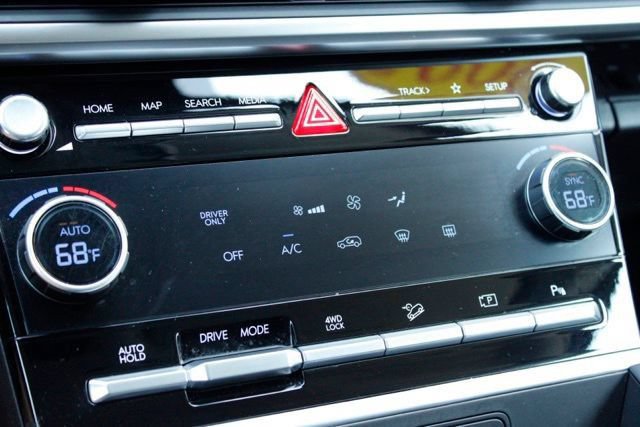 Used 2026 Hyundai Santa Fe SE AWD/4WD image 25