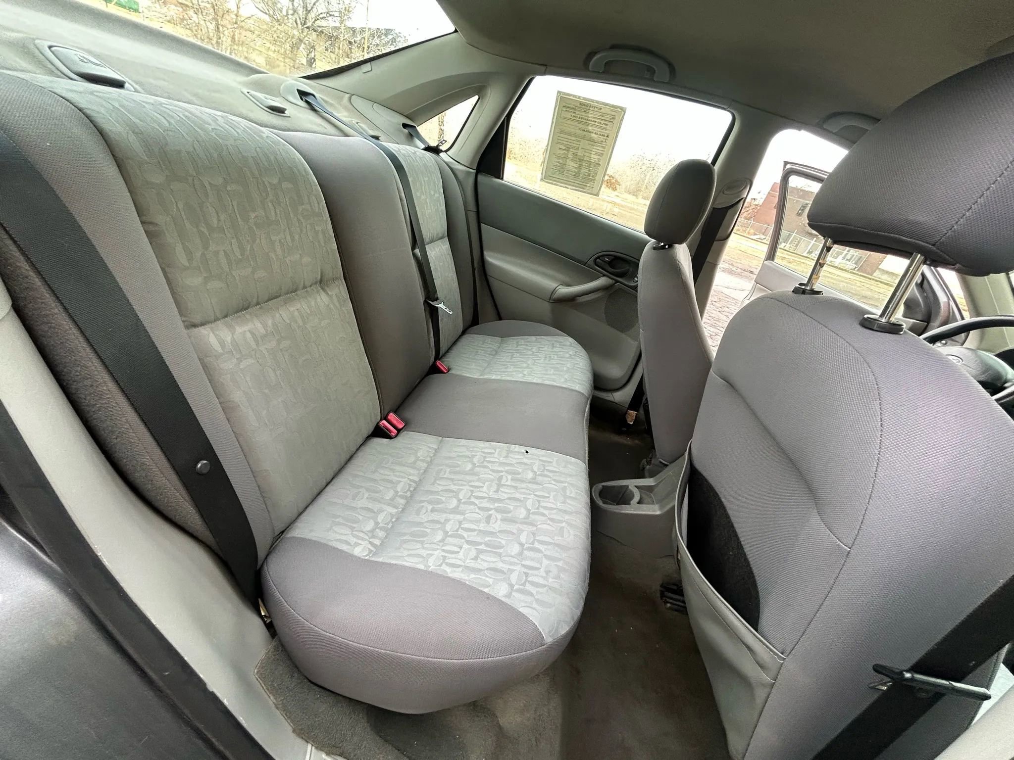 Used 2005 Ford Focus SE image 11