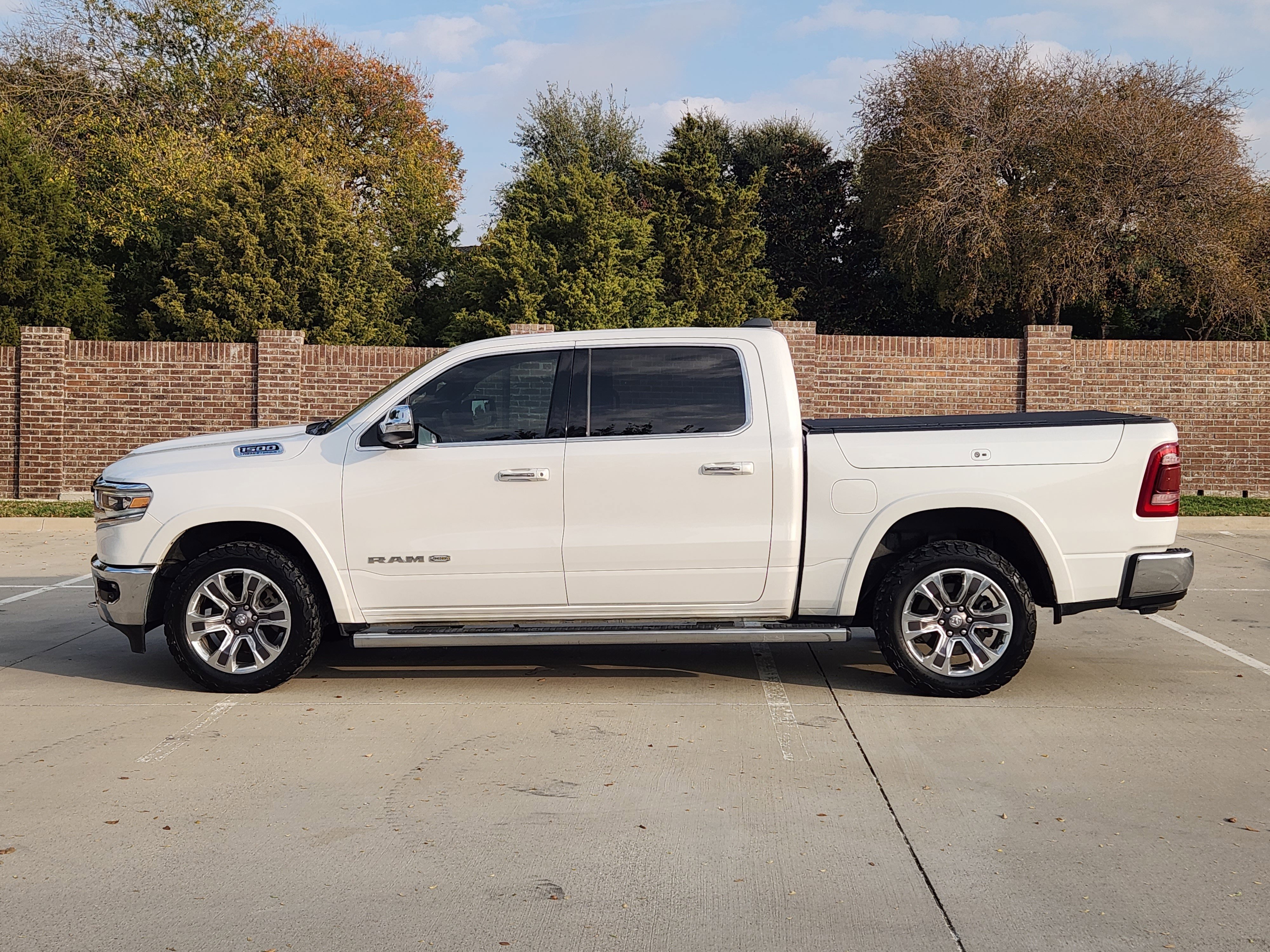 Used 2021 RAM 1500 Limited w/ Bed Utility Group image 5