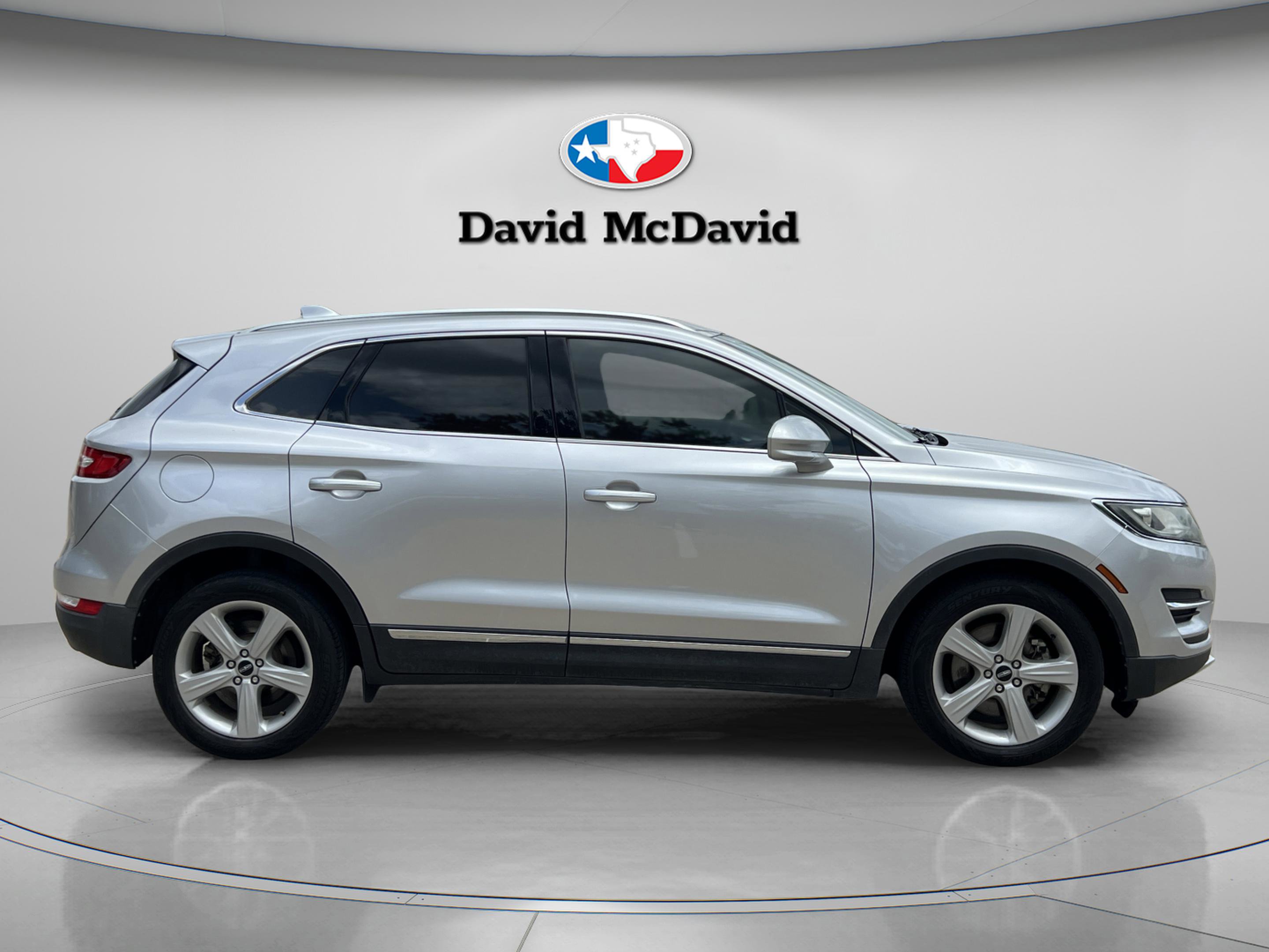 Used 2016 Lincoln MKC Premiere FWD image 8