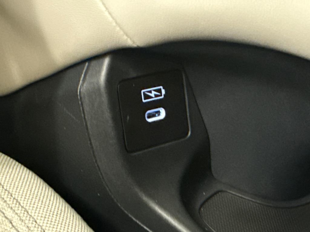 New 2026 Honda HR-V LX image 28