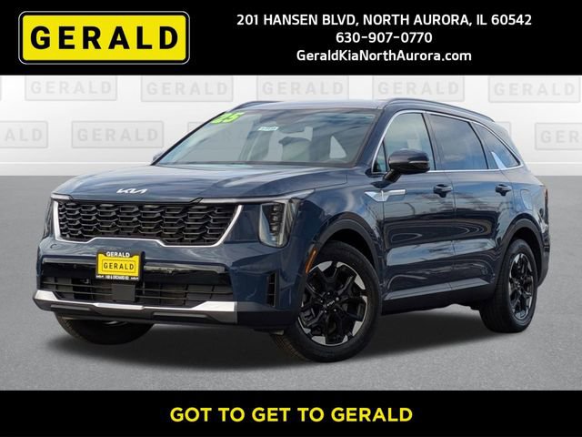 Certified 2025 Kia Sorento S image 1