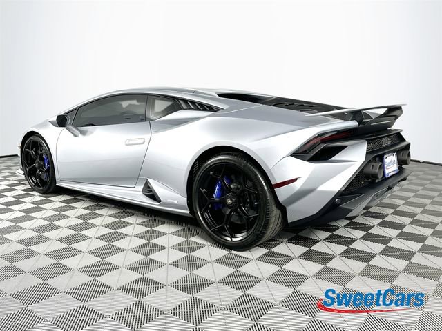 Used 2023 Lamborghini Huracan Tecnica image 5