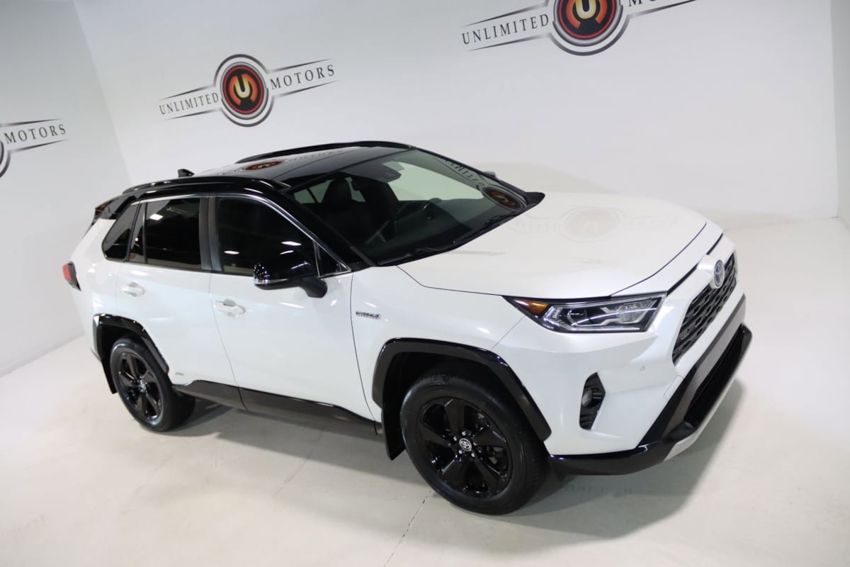 Used 2020 Toyota RAV4 XSE AWD/4WD image 10