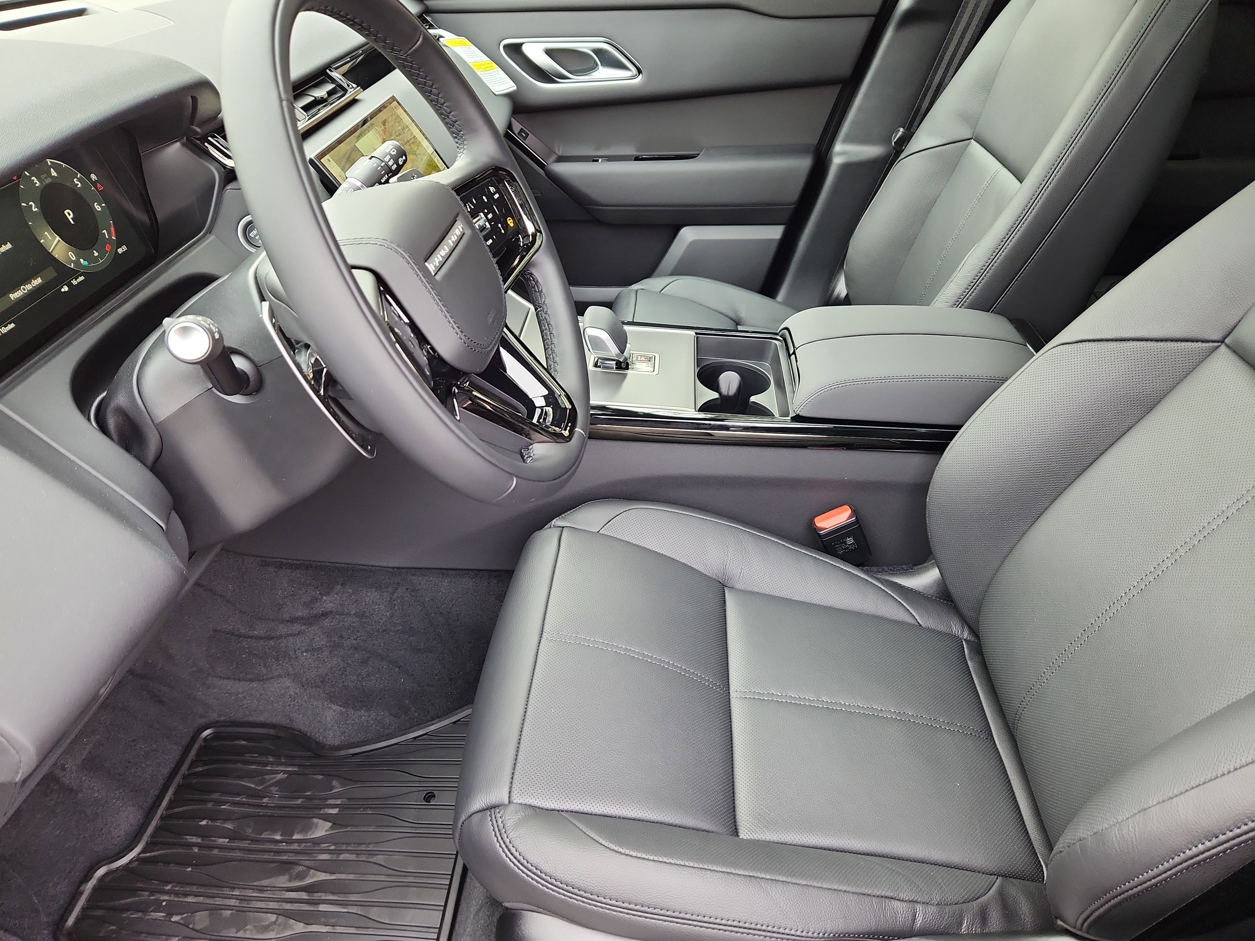 Used 2026 Land Rover Range Rover Velar S image 23