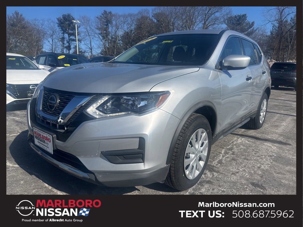 Certified 2018 Nissan Rogue S image 3