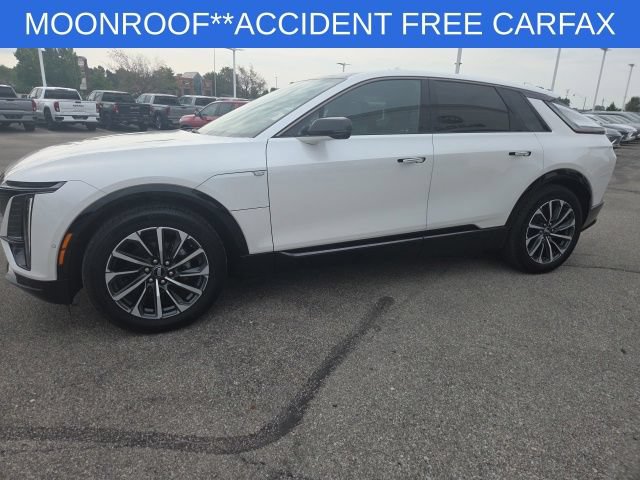 Used 2024 Cadillac Lyriq Sport RWD image 10