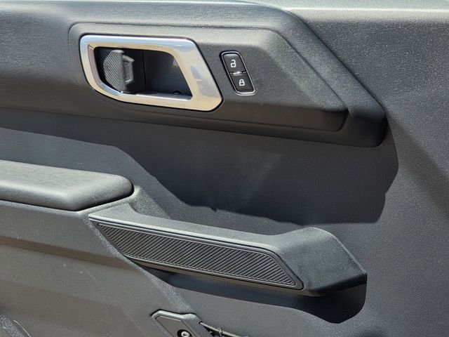 New 2026 Ford Bronco Outer Banks image 16