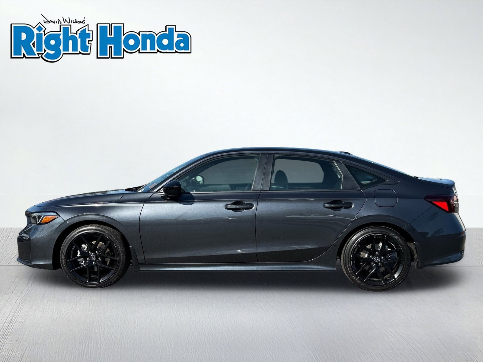 Used 2025 Honda Civic Sport image 3