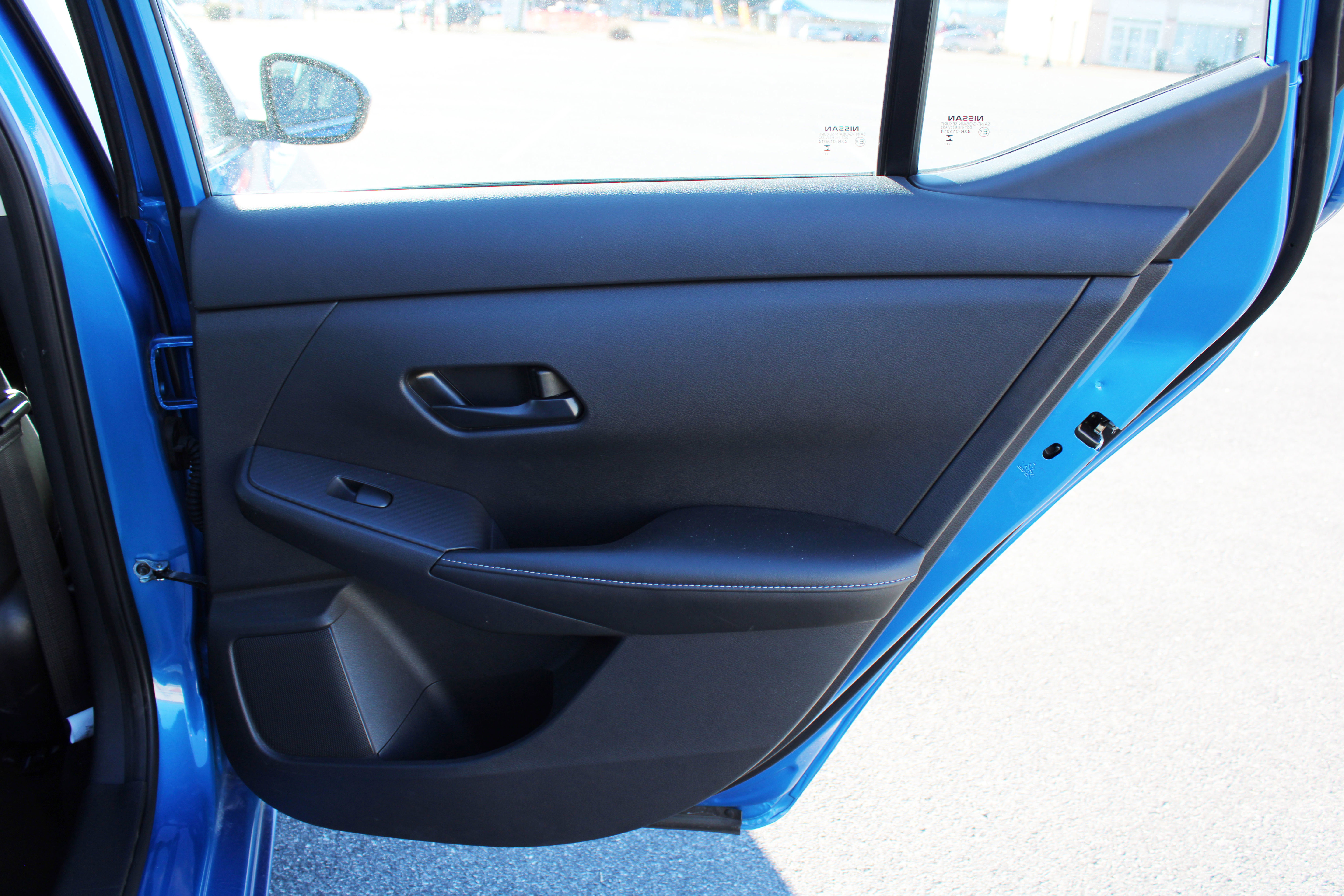 Used 2025 Nissan Sentra SV image 40