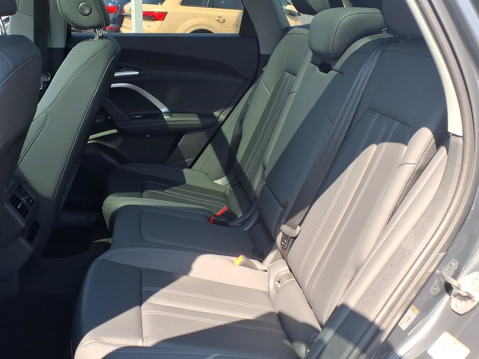 Certified 2025 Audi Q5 Premium w/ Premium Plus AWD/4WD image 19