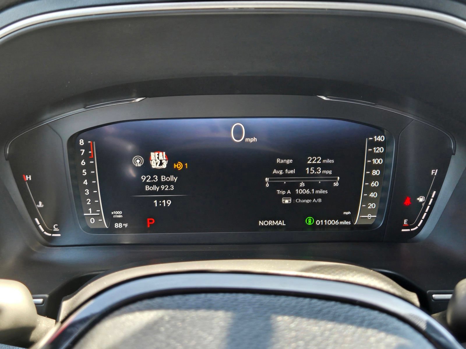 Certified 2025 Honda Pilot Black Edition image 19