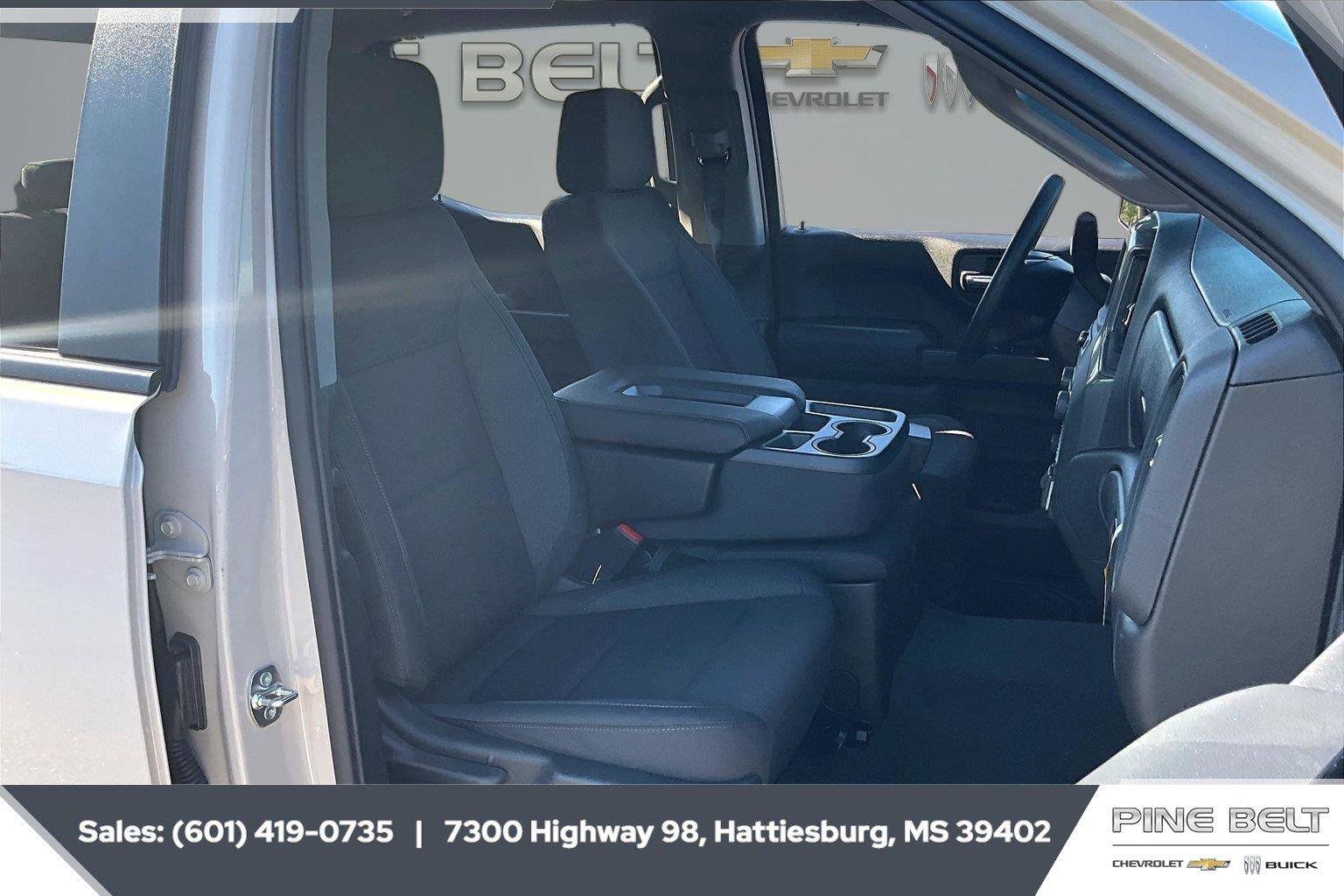 New 2026 Chevrolet Silverado 1500 Custom Trail Boss w/ LPO, Dark Essentials Package AWD/4WD image 7