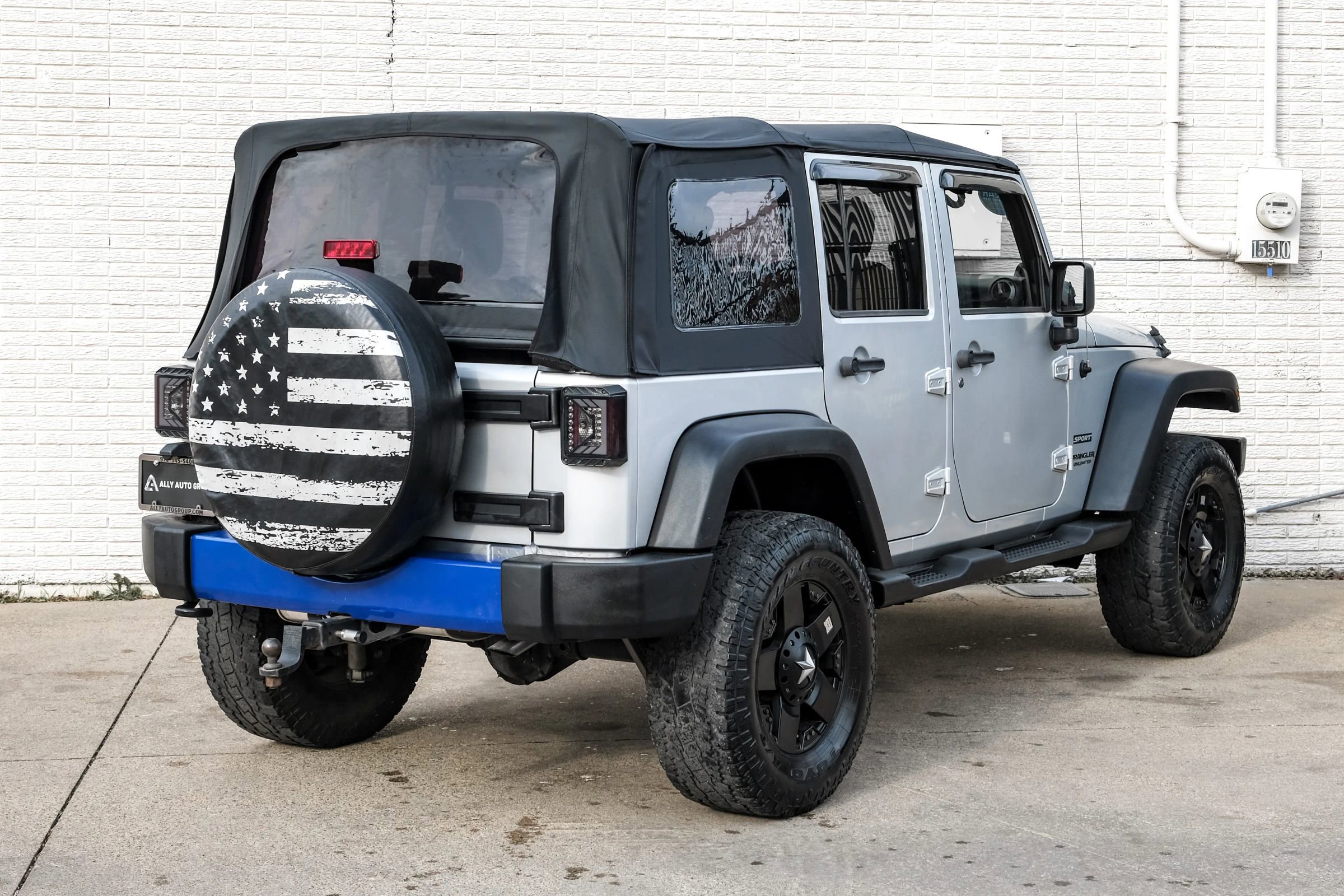 Used 2011 Jeep Wrangler Unlimited Sport image 7