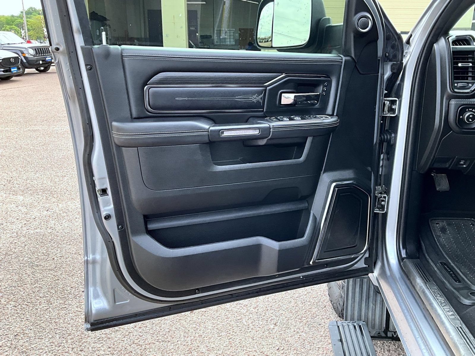Certified 2022 RAM 2500 Limited AWD/4WD image 10