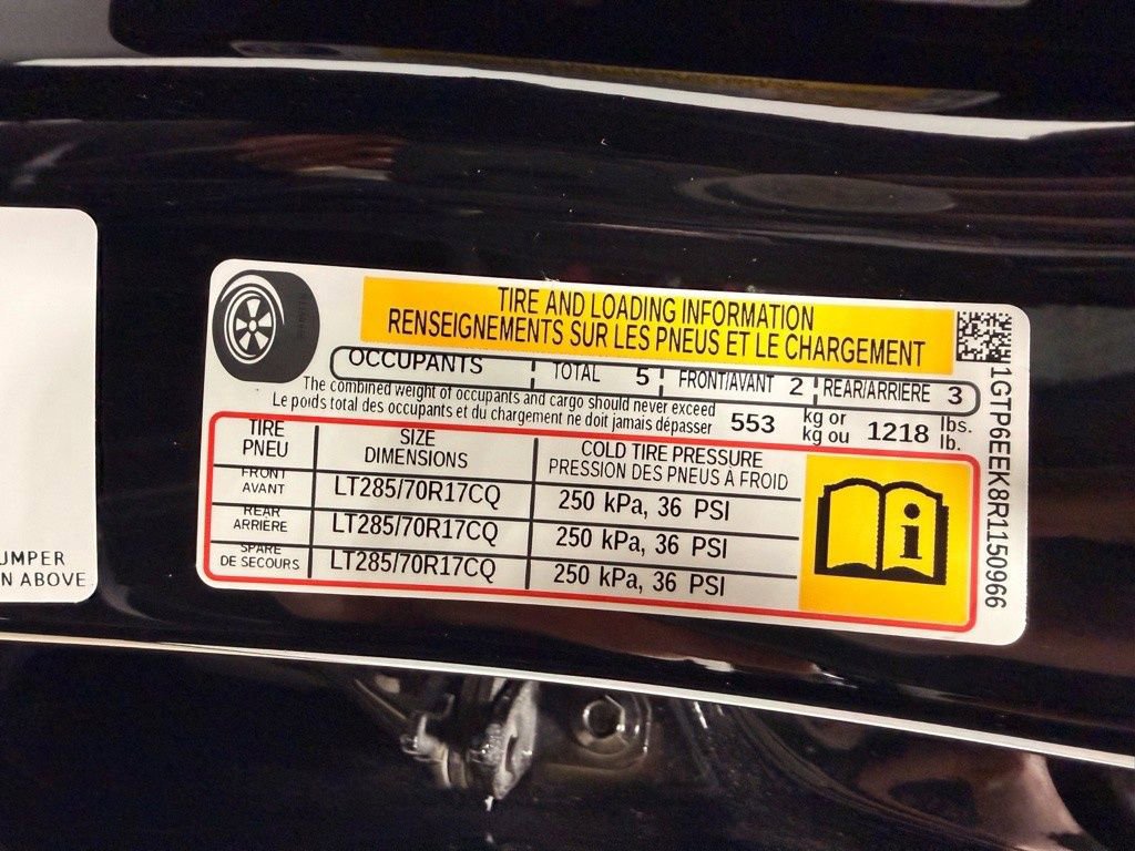 Used 2024 GMC Canyon AT4X image 57