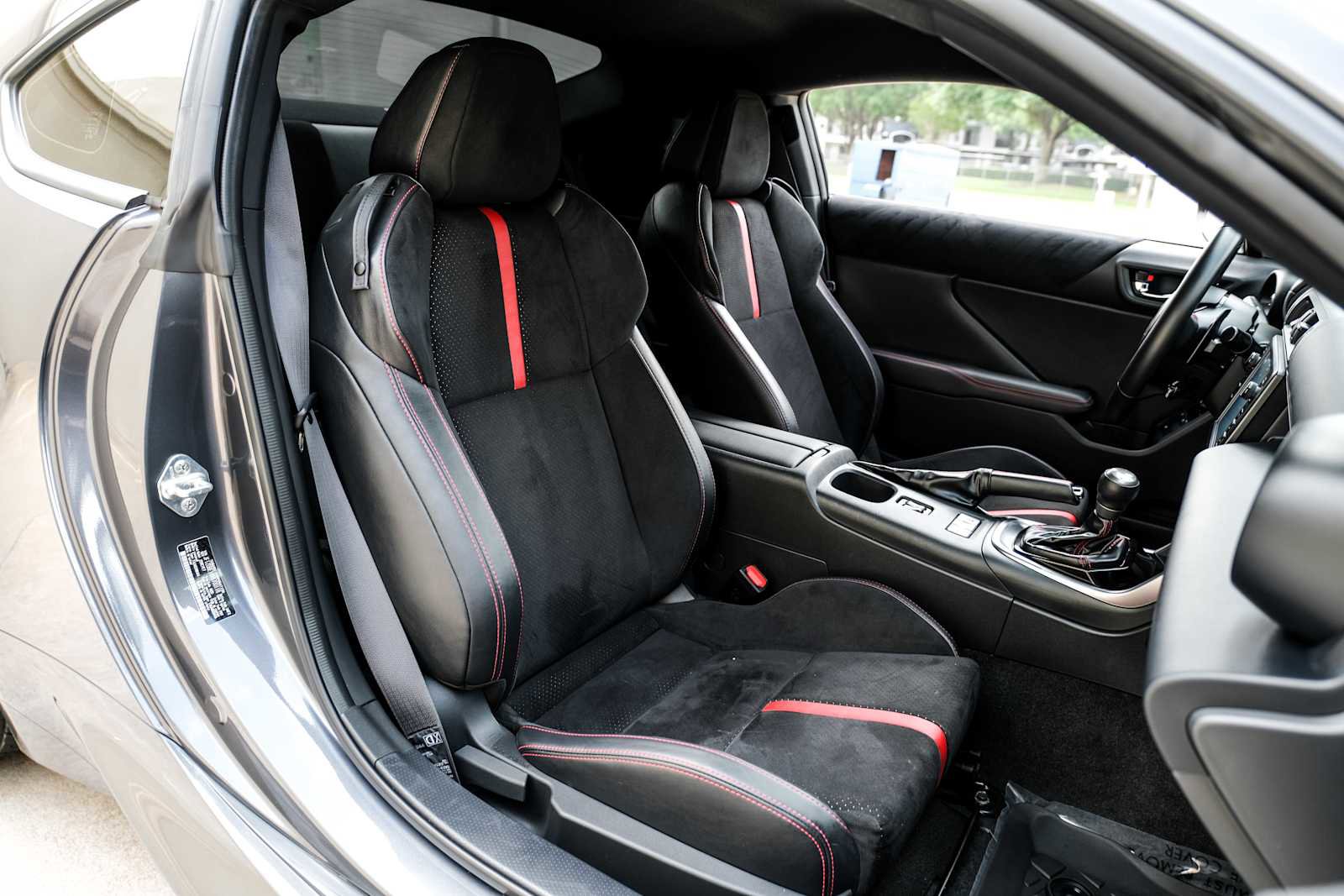 Used 2024 Subaru BRZ Limited RWD image 37
