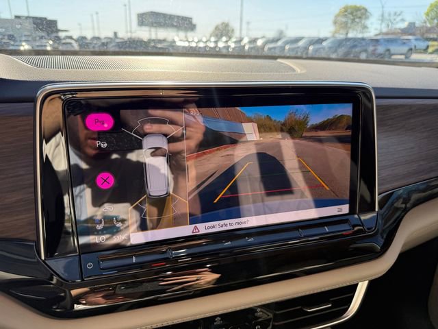 New 2026 Volkswagen Atlas SEL Premium R-Line image 13