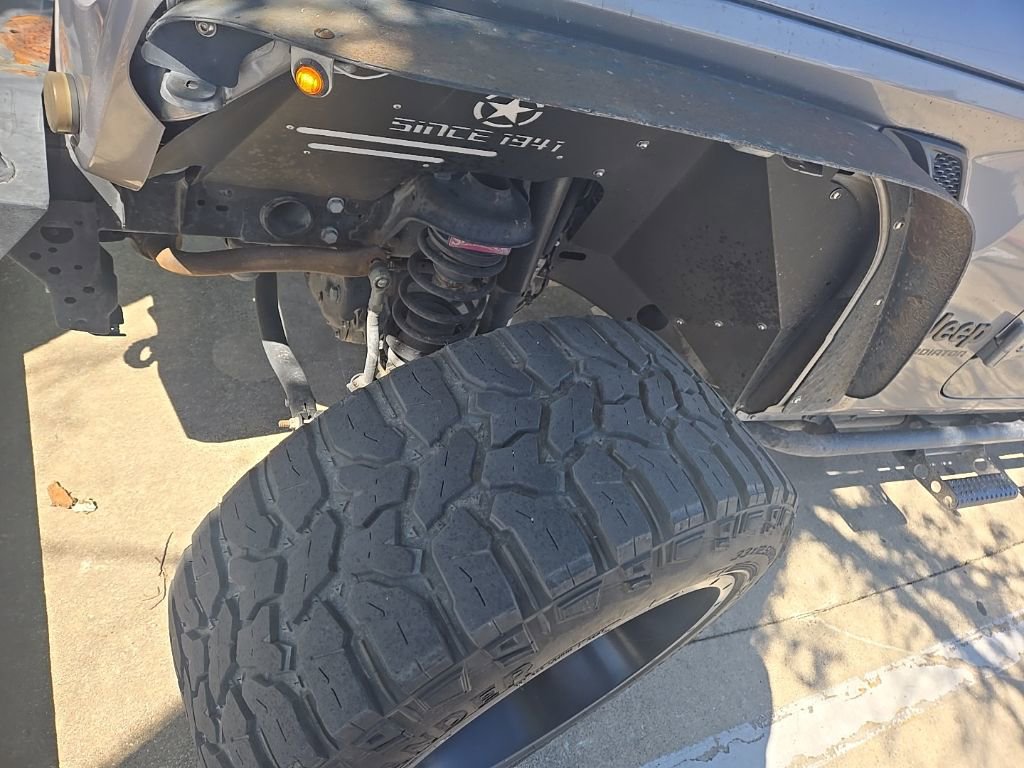 Used 2020 Jeep Gladiator Sport w/ Quick Order Package 24S image 3