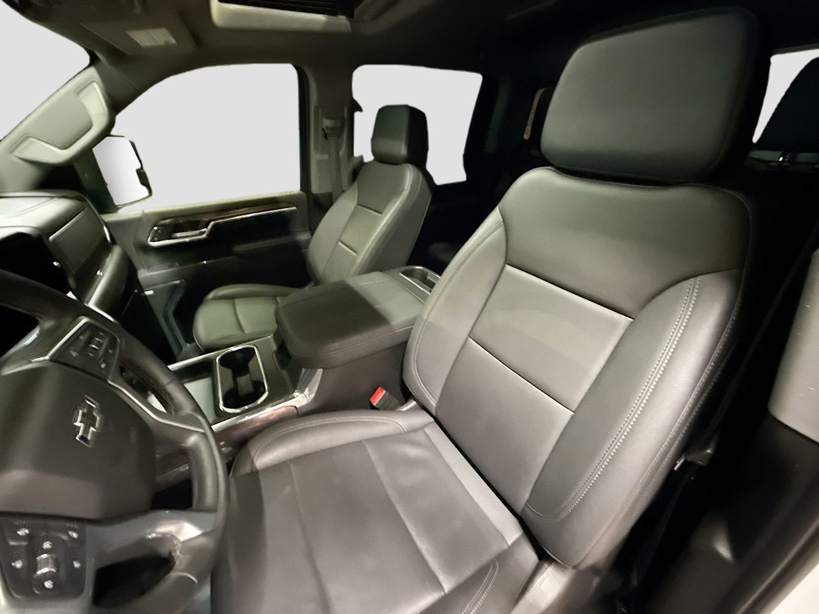 Used 2025 Chevrolet Silverado 2500 LTZ w/ Trail Boss Package image 25