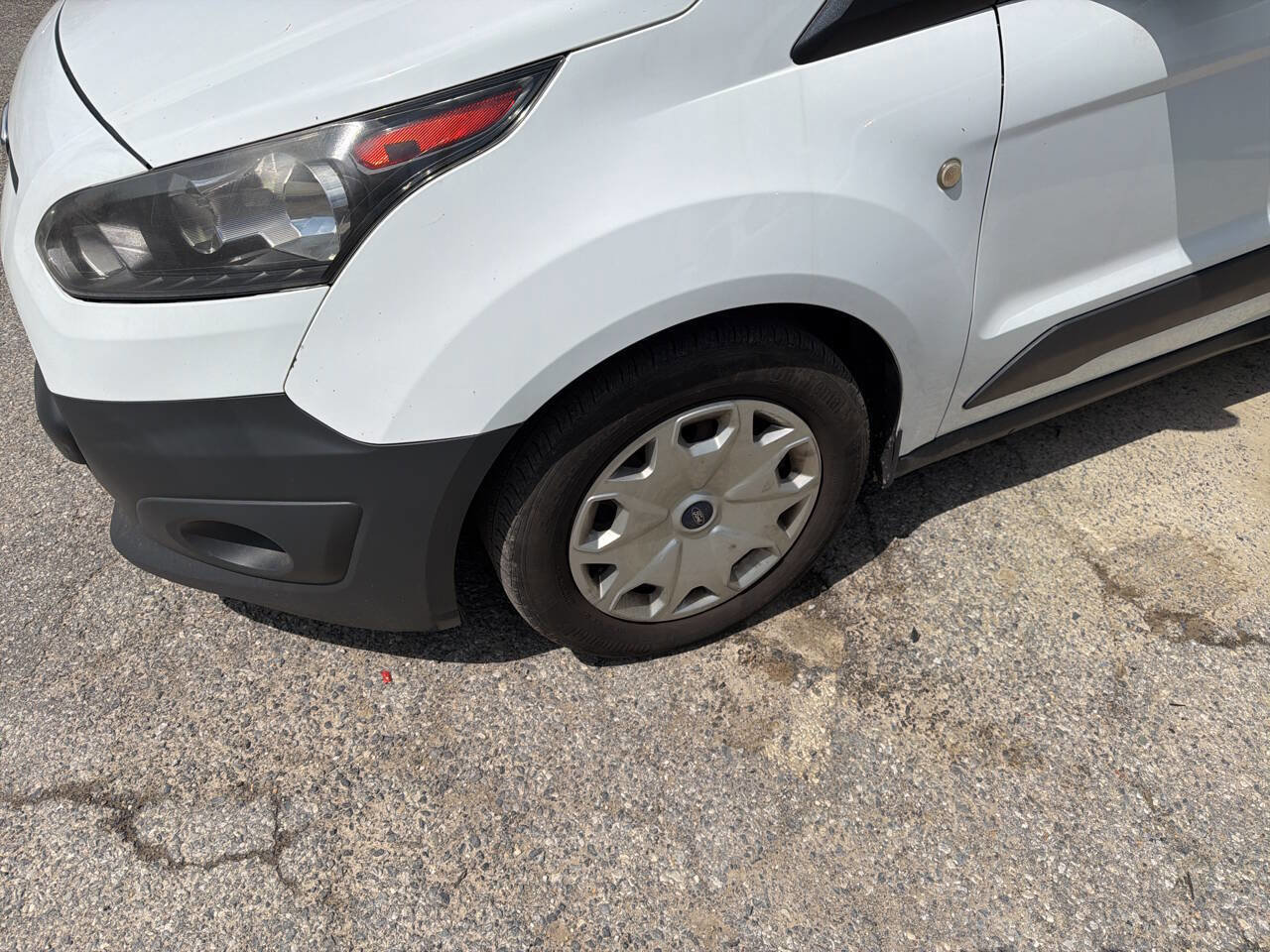 Used 2016 Ford Transit Connect XL FWD image 4