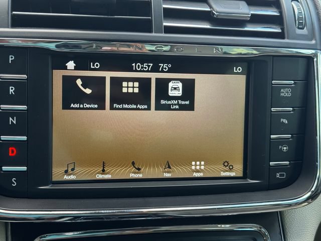 Used 2018 Lincoln Continental Reserve AWD/4WD image 31