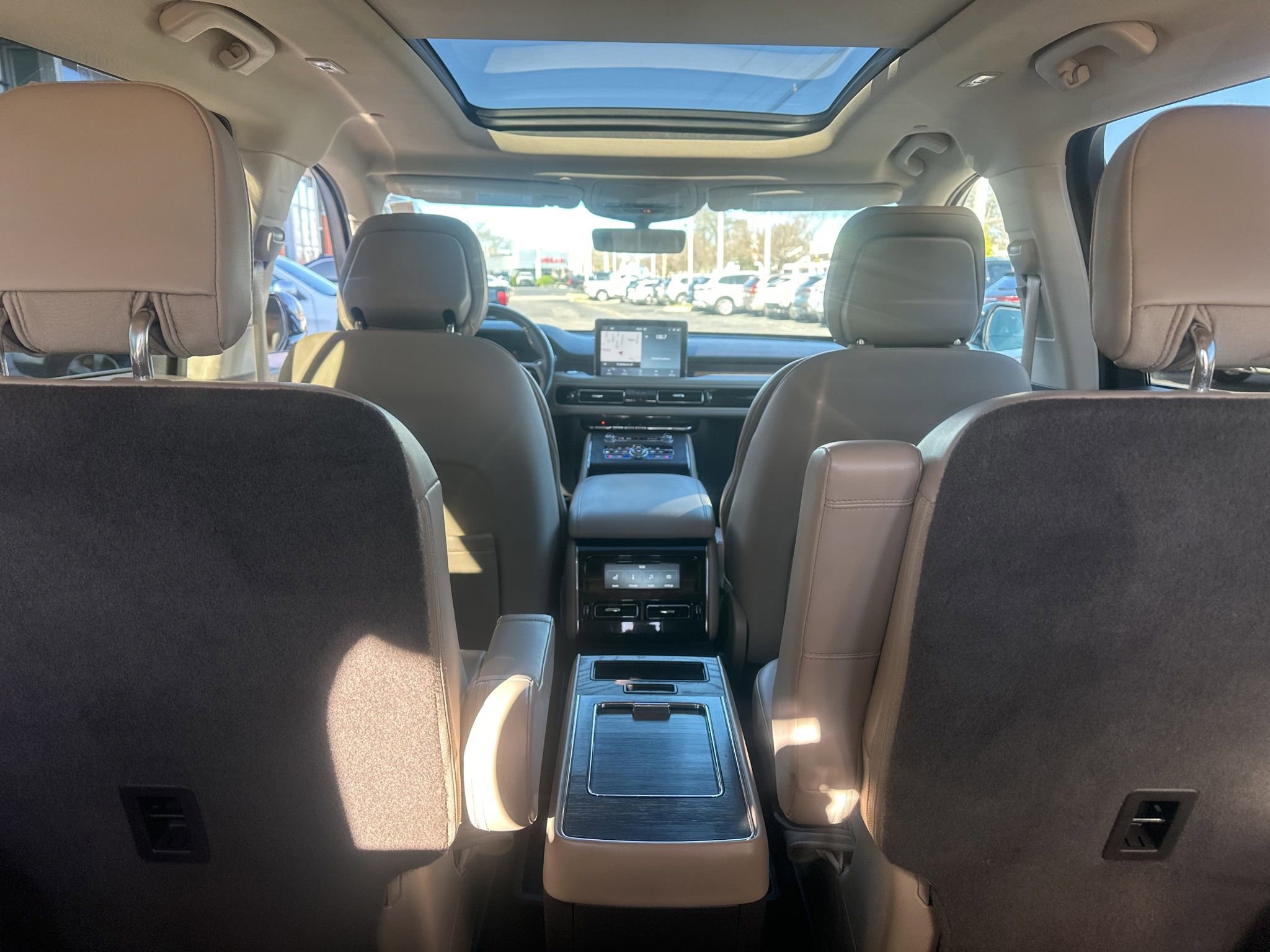 Used 2020 Lincoln Aviator Reserve w/ Equipment Group 201A image 20