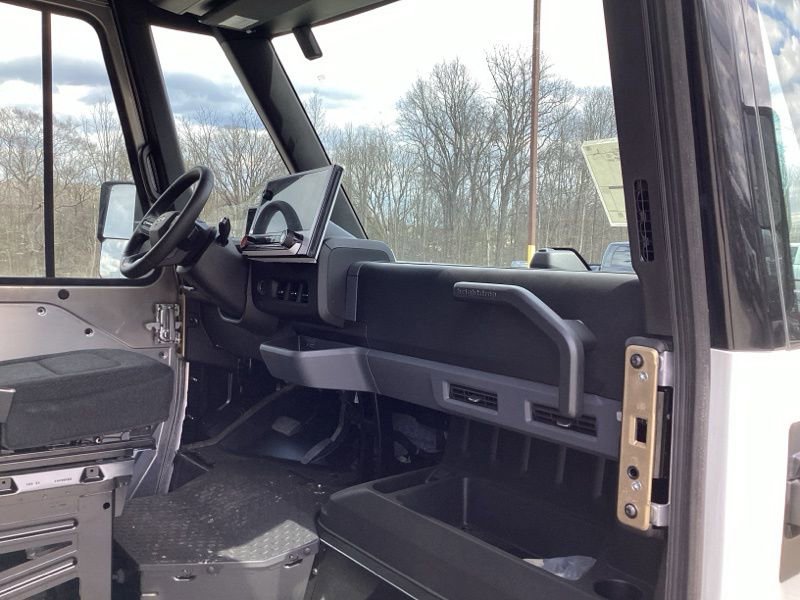 New 2025 Chevrolet Brightdrop 400 FWD image 11