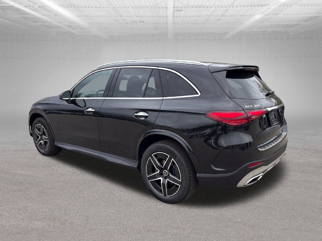 New 2027 Mercedes-Benz GLC 300 4MATIC image 3