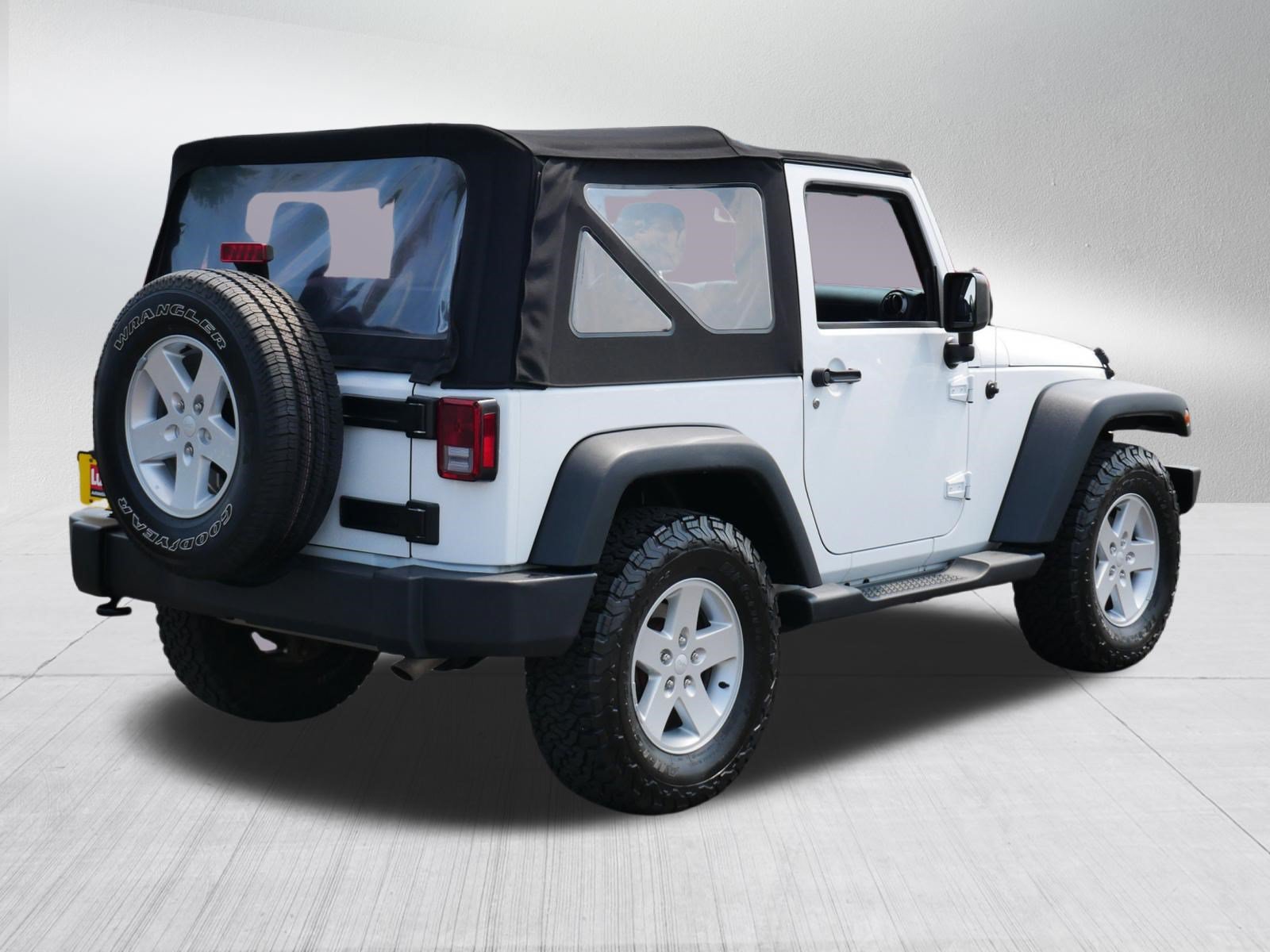 Used 2015 Jeep Wrangler Sport w/ Quick Order Package 24S AWD/4WD image 7