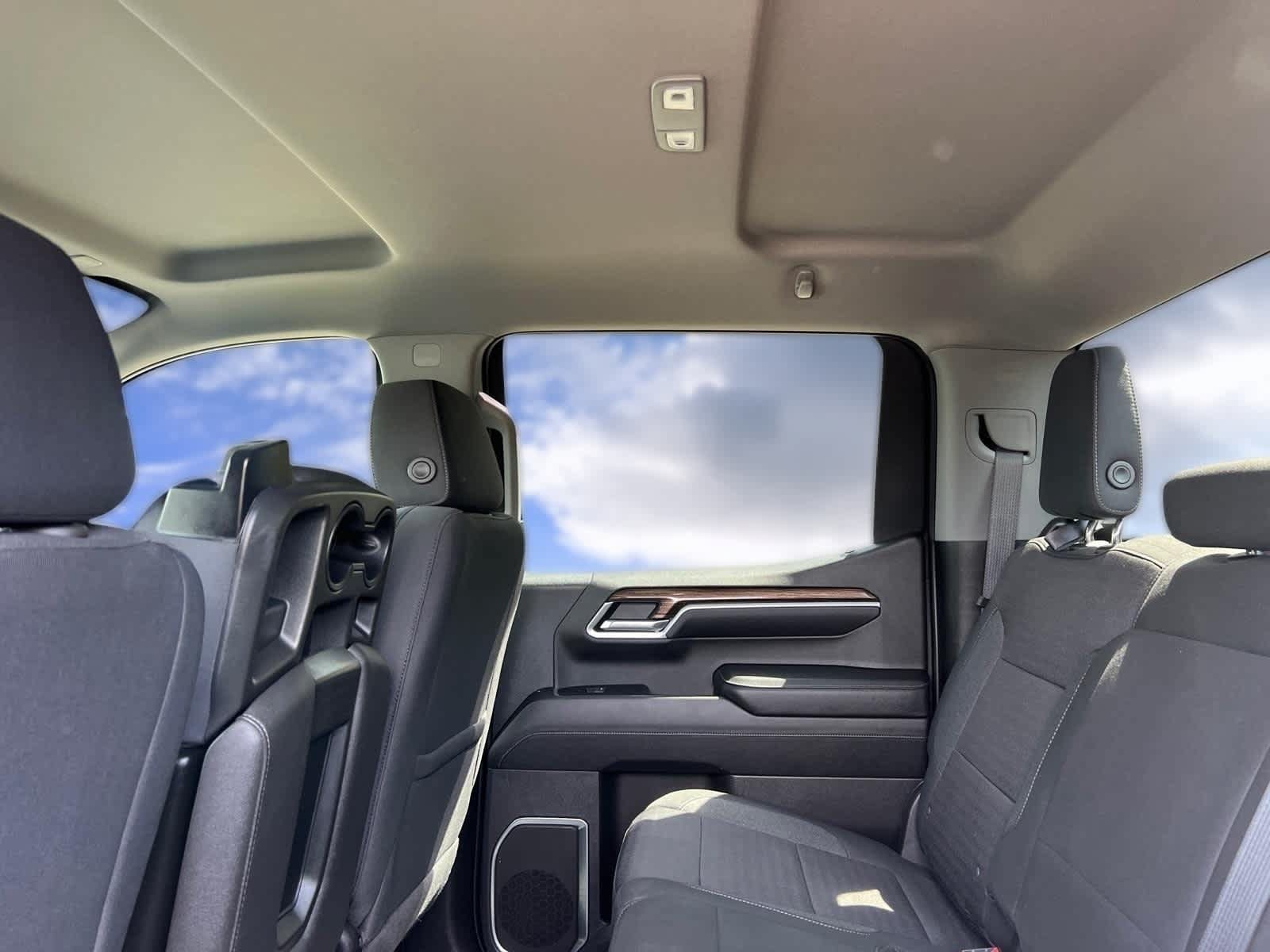 Certified 2023 Chevrolet Silverado 1500 RST w/ Z71 Off-Road Package AWD/4WD image 27