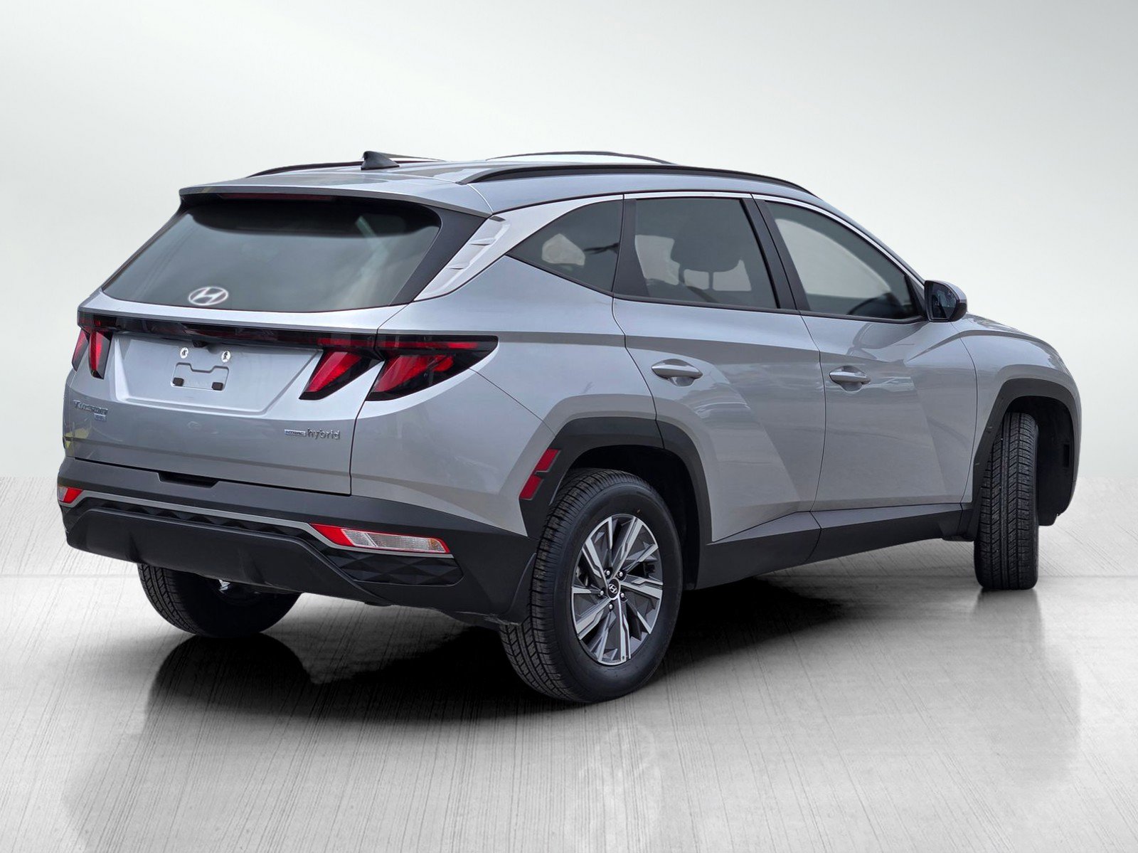 Used 2024 Hyundai Tucson Blue AWD/4WD image 4
