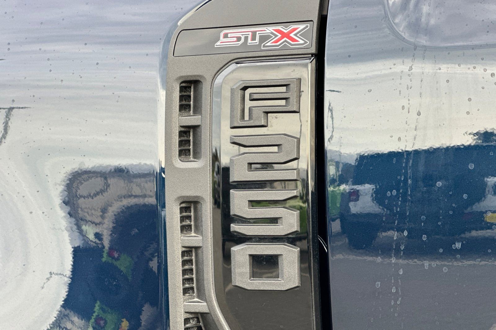 Used 2024 Ford F250 XL w/ STX Appearance Package image 31