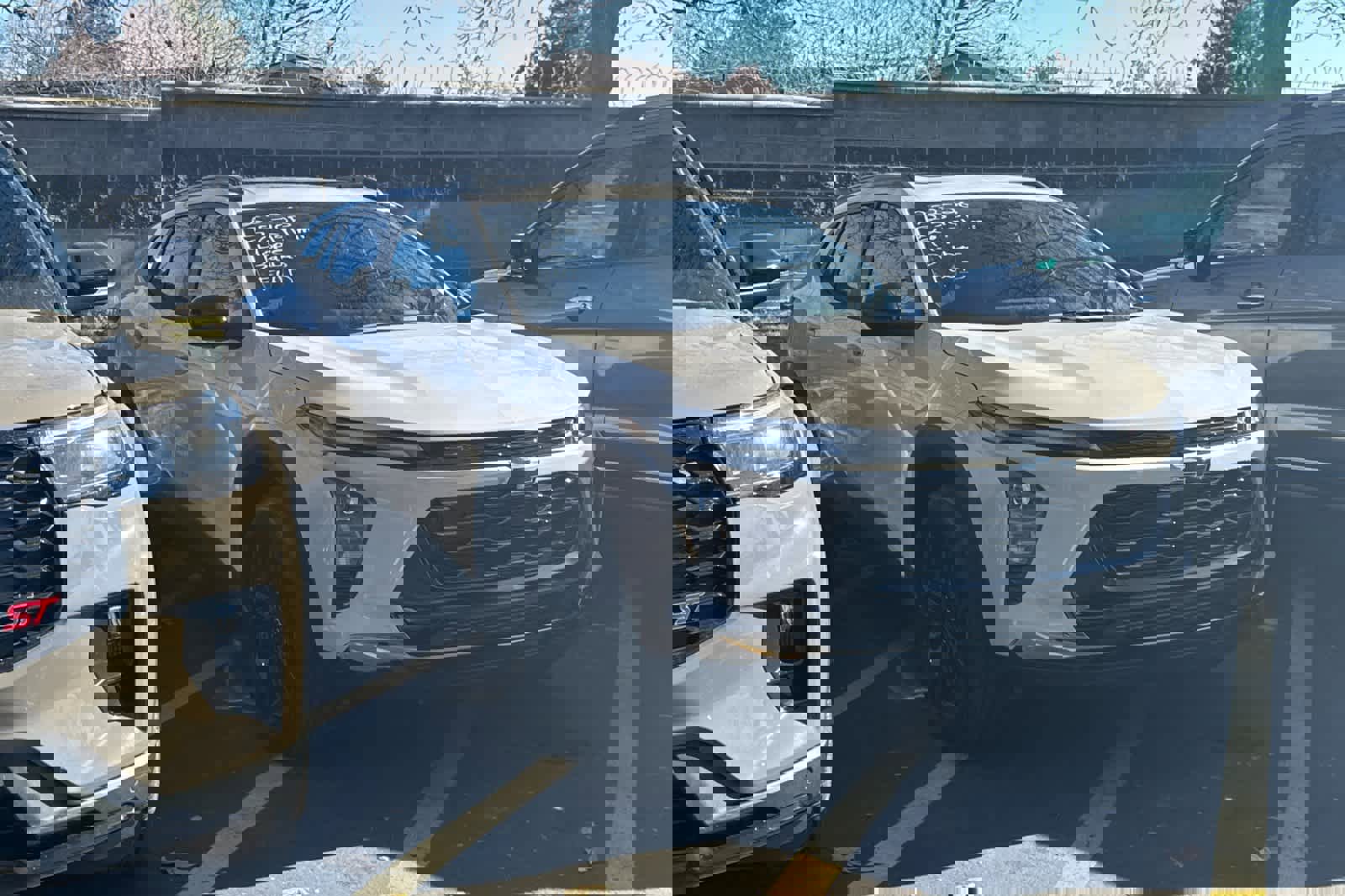 Used 2026 Chevrolet Trax ACTIV w/ Sunroof Package image 4