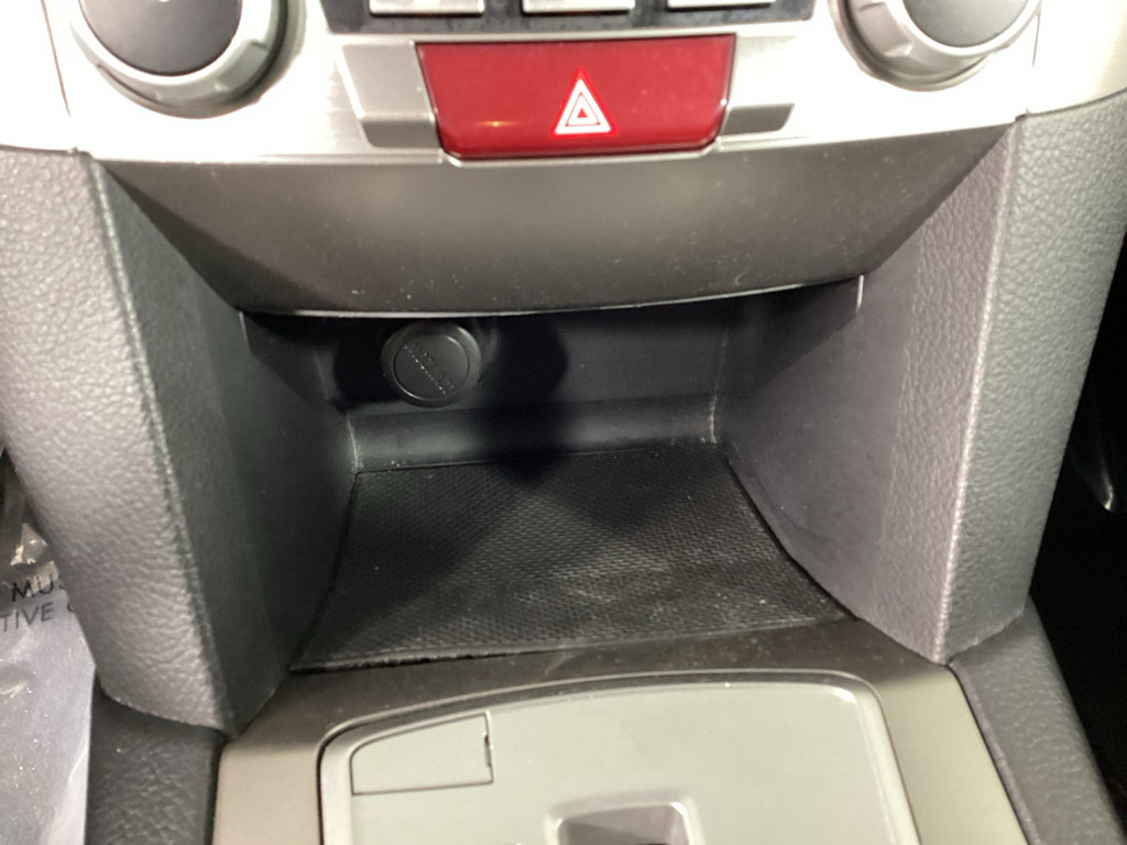 Used 2014 Subaru Outback 2.5i Premium w/ Moonroof Package AWD/4WD image 26
