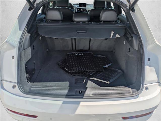 Used 2016 Audi Q3 2.0T Premium Plus w/ Technology Package image 6