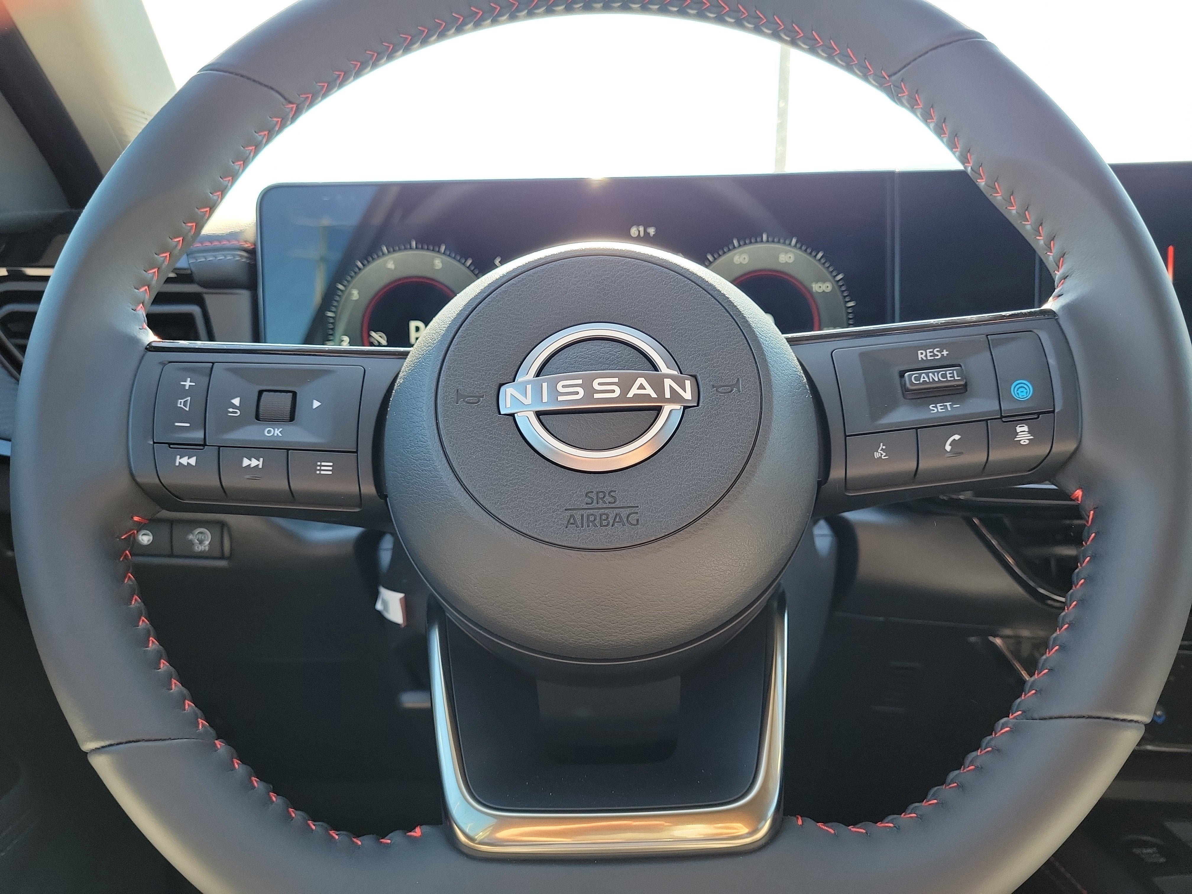 New 2026 Nissan Kicks SR FWD image 14