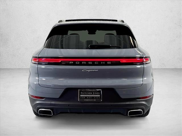 Used 2026 Porsche Cayenne AWD/4WD image 10