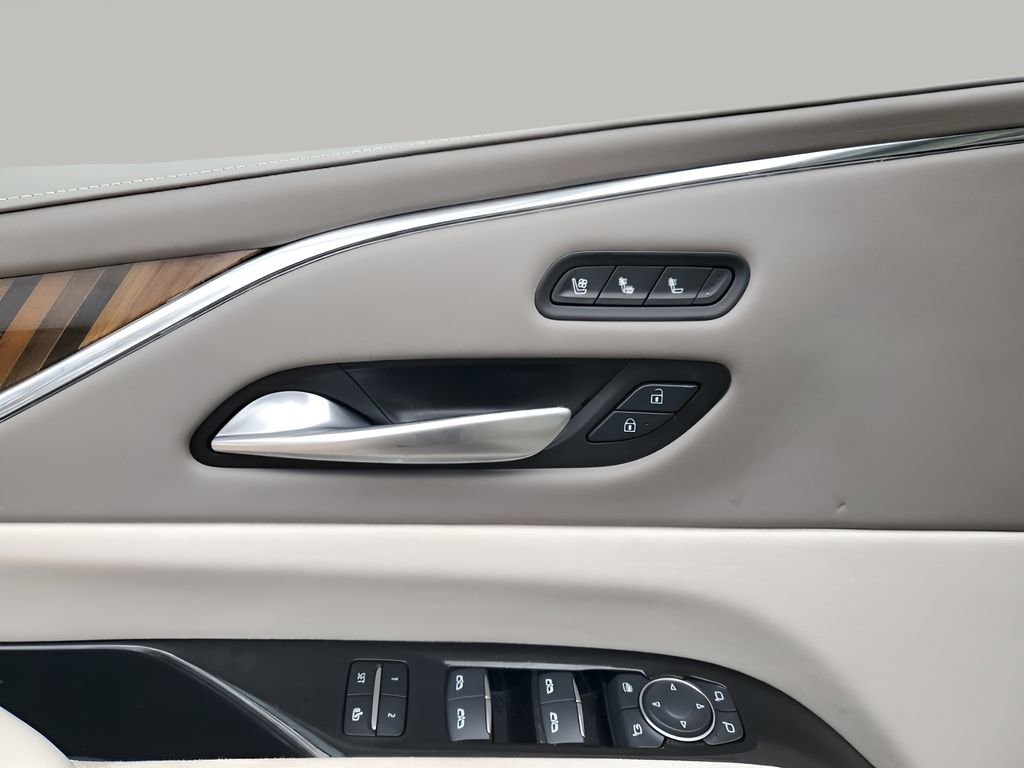 Used 2024 Cadillac Escalade Sport Platinum image 30