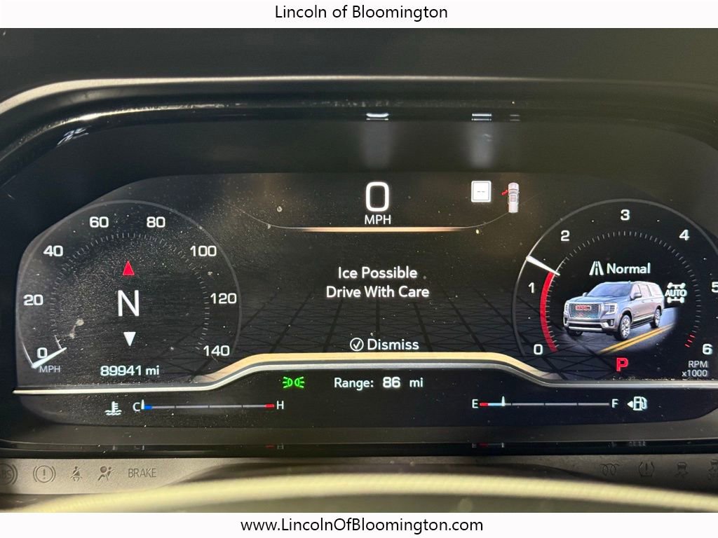 Used 2022 GMC Yukon XL Denali image 30