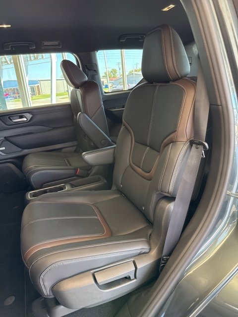 New 2026 Nissan Armada SL w/ Captain's Chari Seat Package image 17