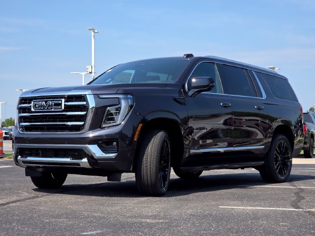 New 2026 GMC Yukon XL Elevation w/ Elevation Premium Package AWD/4WD image 15