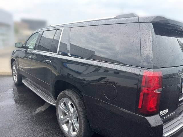 Used 2016 Chevrolet Suburban LTZ AWD/4WD image 41