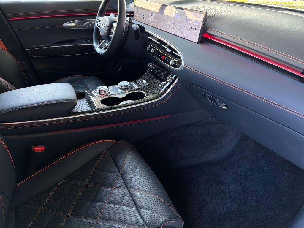 Used 2026 Genesis GV70 3.5T Sport Prestige AWD/4WD image 17