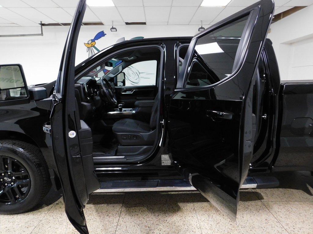 Used 2024 Chevrolet Silverado 1500 RST image 24