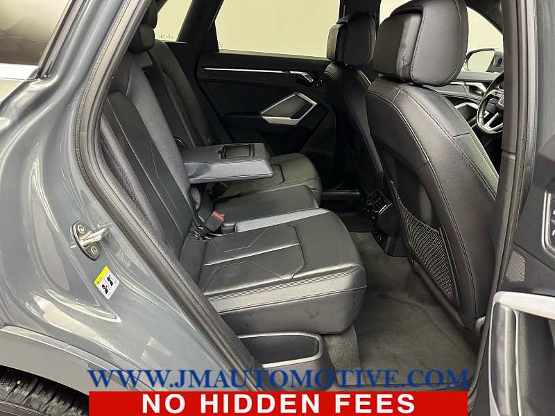 Used 2022 Audi Q3 2.0T Premium image 18