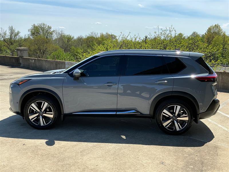 Used 2022 Nissan Rogue SL w/ SL Premium Package AWD/4WD image 3