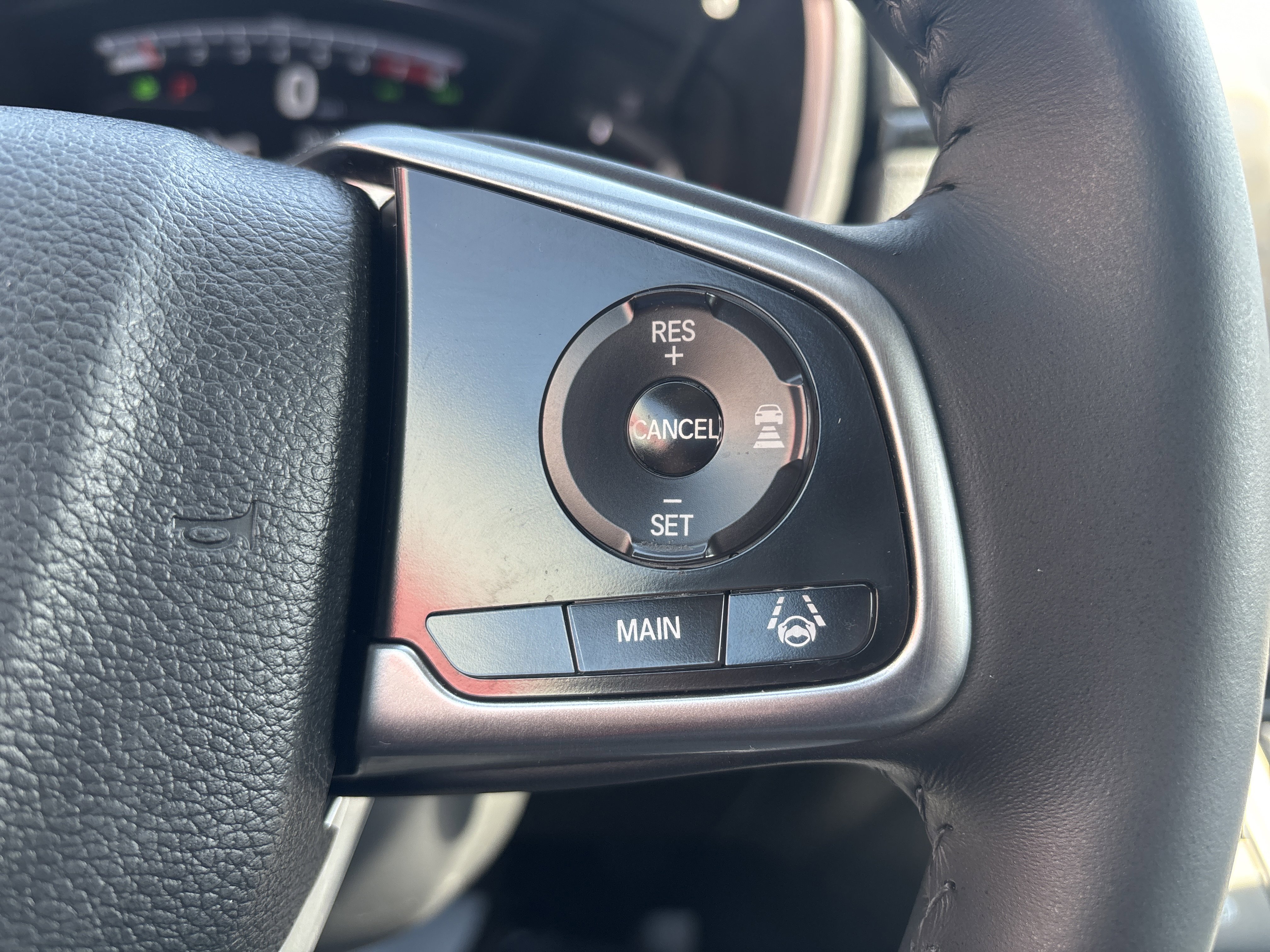 Used 2018 Honda CR-V Touring image 23