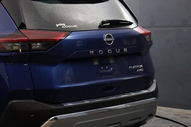Used 2023 Nissan Rogue Platinum w/ Platinum Premium Package image 7
