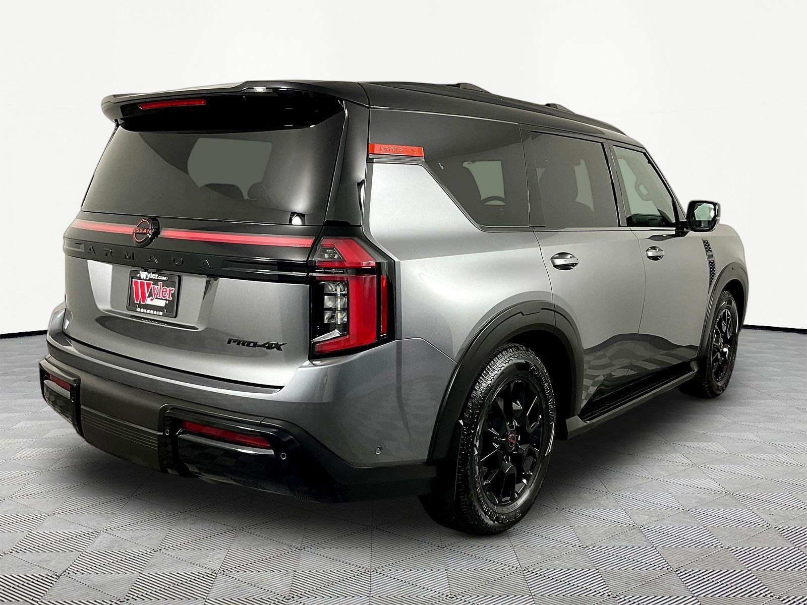 Certified 2025 Nissan Armada PRO-4X AWD/4WD image 6